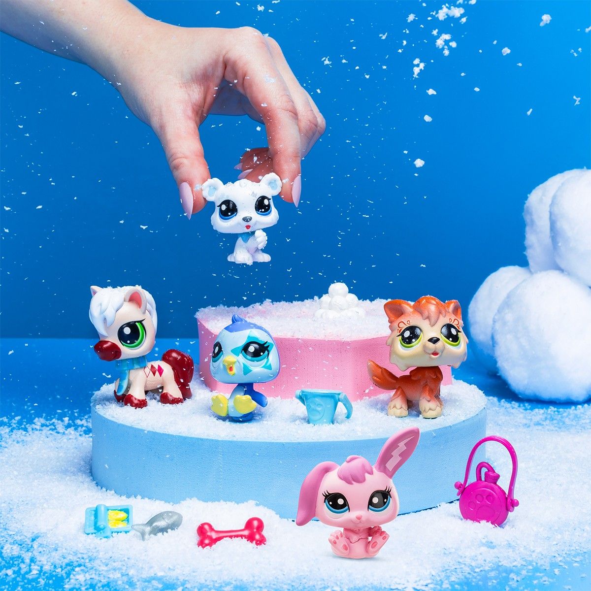 Ігровий набір LITTLEST PET SHOP – ЗИМОВІ ПРИГОДИ (5 фігурок, аксес.)