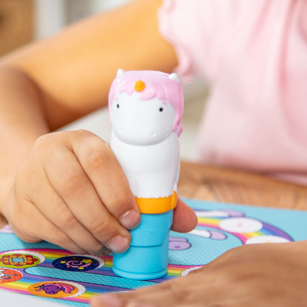 Melissa & Doug. Sticker WOW: Набір з блокноту та штампу з наліпками «Єдиноріг»