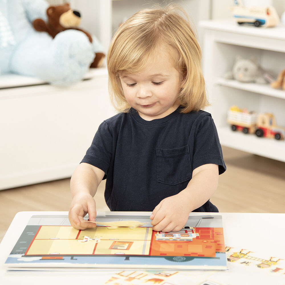 Melissa & Doug: Набір багаторазових наліпок 'Моє місто'