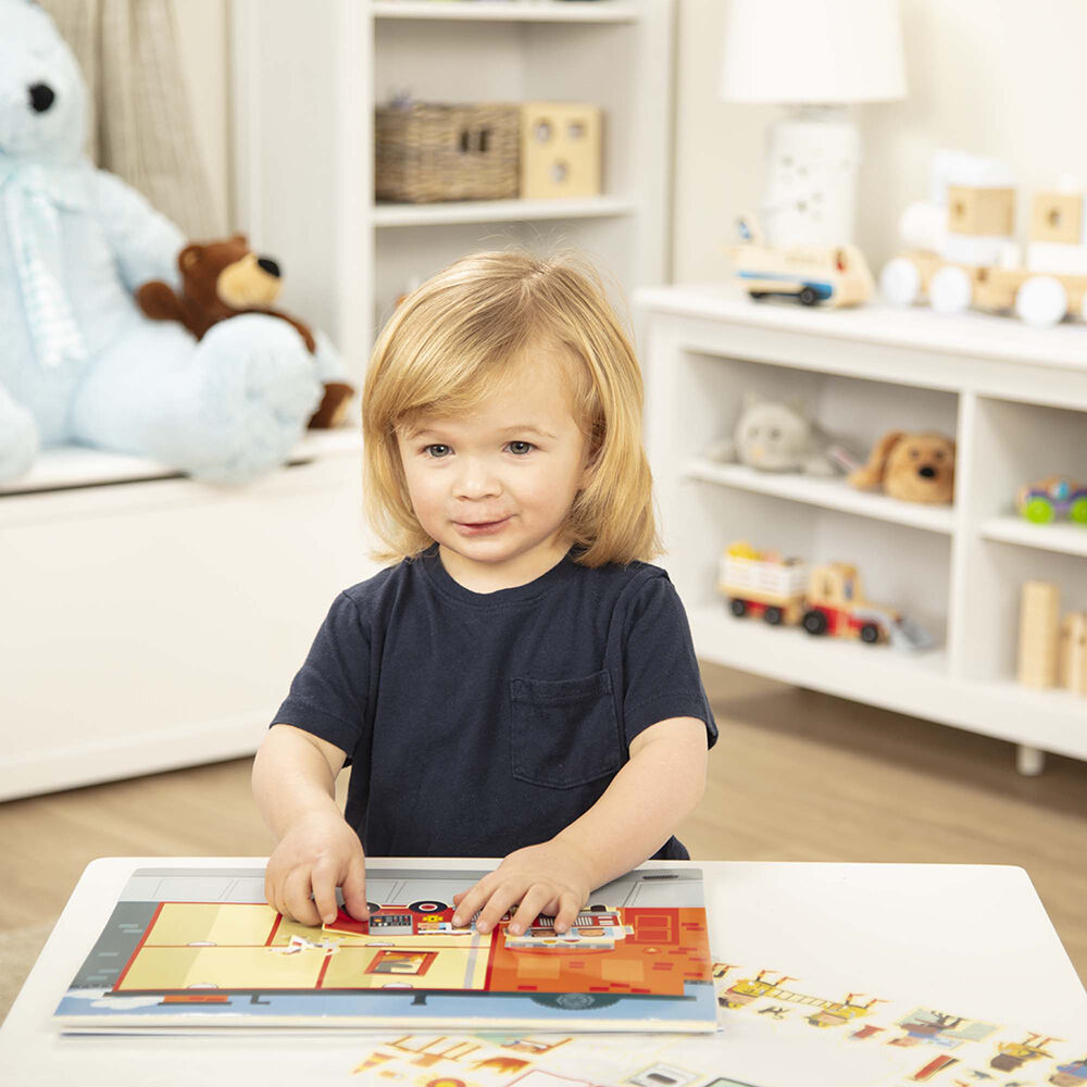 Melissa & Doug: Набір багаторазових наліпок 'Моє місто'