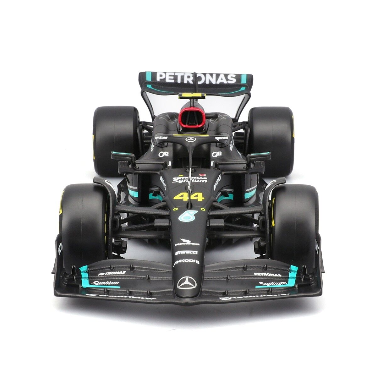 Автомодель з фігуркою – MERCEDES-AMG PETRONAS F1 W15 (2024) (1:24)
