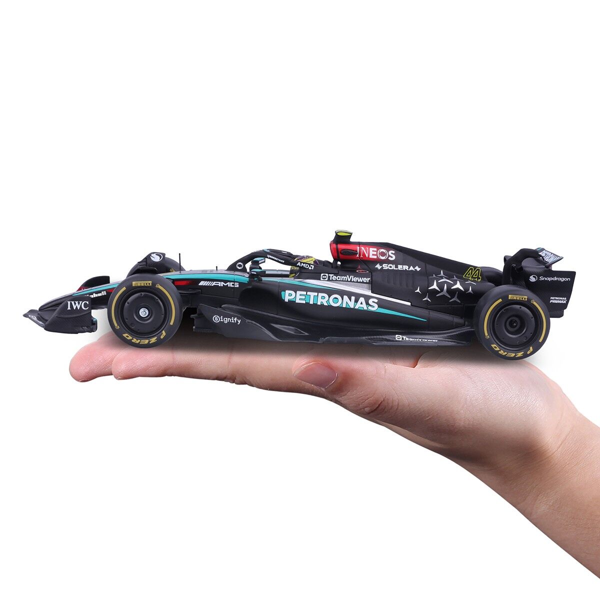 Авто-конструктор – MERCEDES-AMG F1 W15 PETRONAS (2024) (1:24)