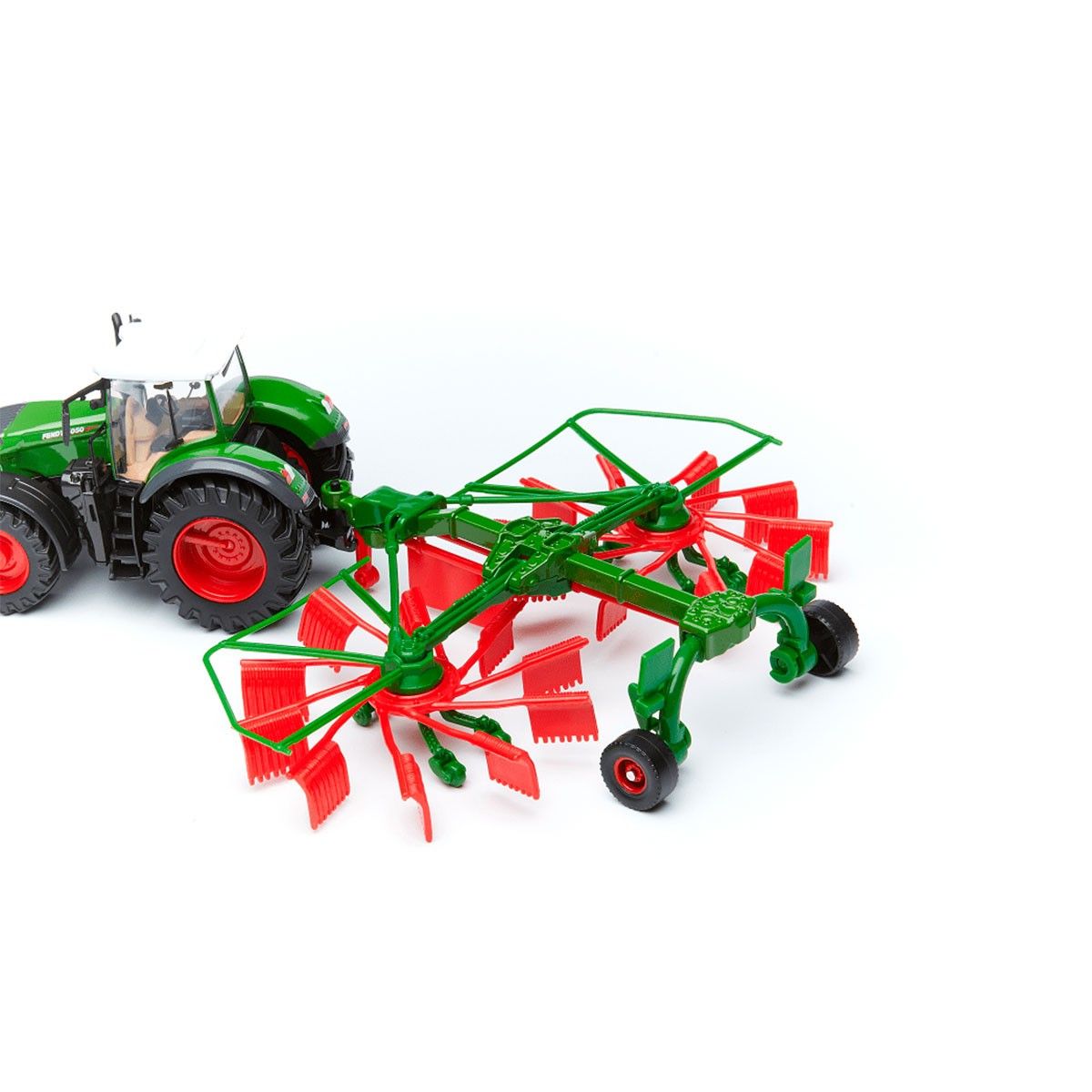 Модель - ТРАКТОР FENDT 1050 VARIO з роторними валковими граблями (10 cm)