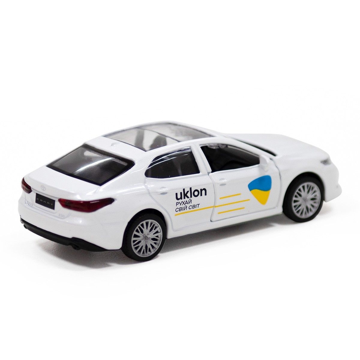 Автомодель - TOYOTA CAMRY UKLON (білий)