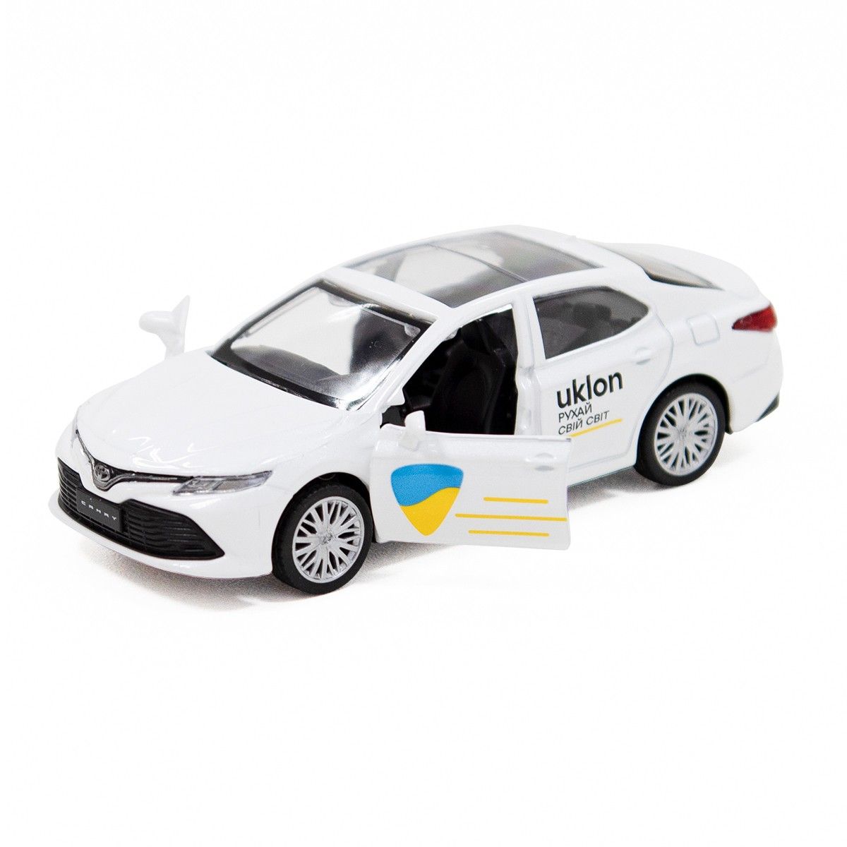 Автомодель - TOYOTA CAMRY UKLON (білий)