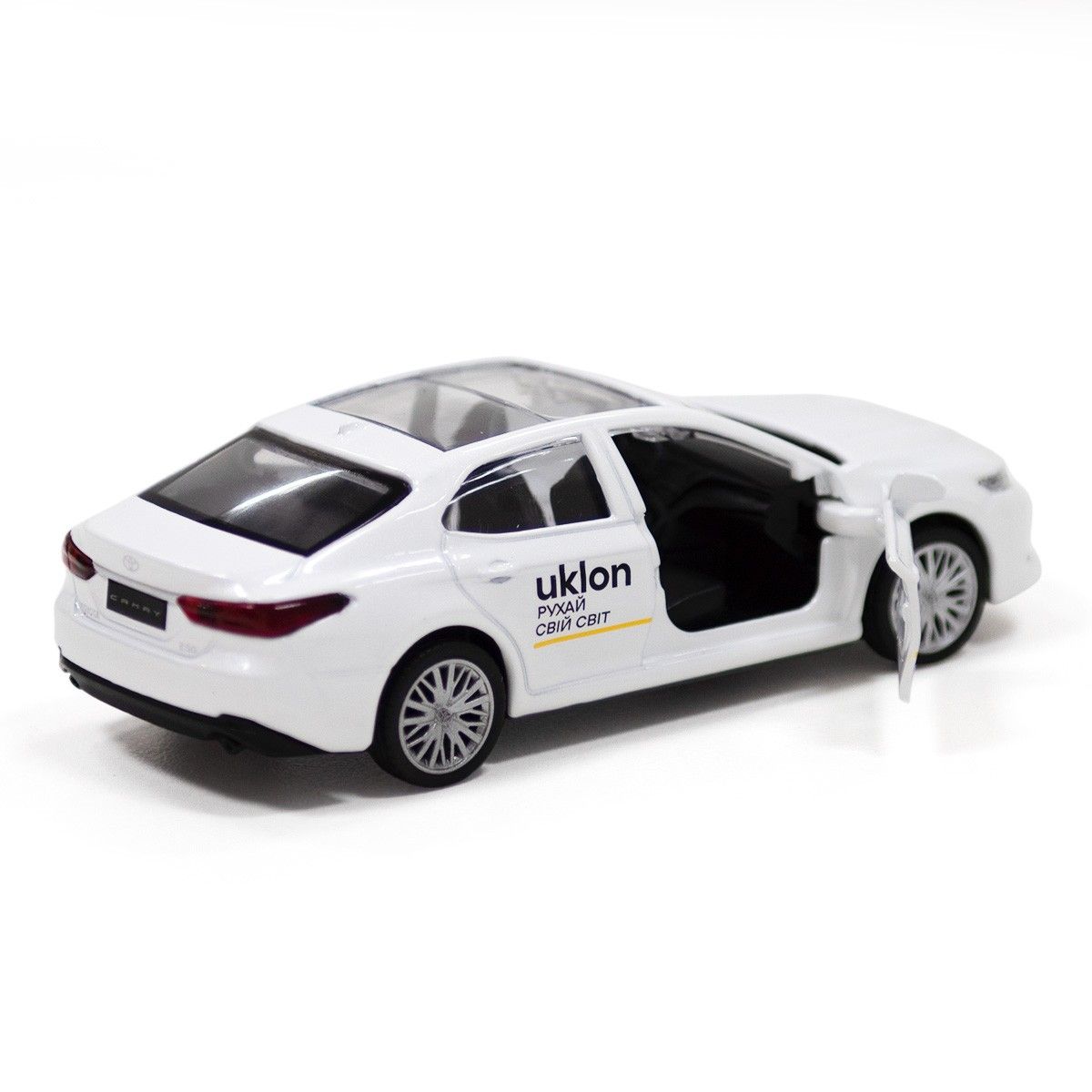 Автомодель - TOYOTA CAMRY UKLON (білий)