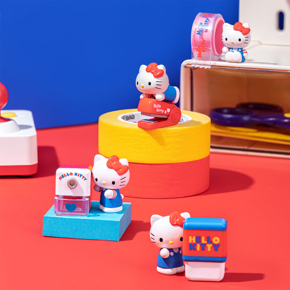 Фігурка-сюрприз POP TOP HELLO KITTY – КАНЦЕЛЯРСЬКІ ІСТОРІЇ (в ас.)