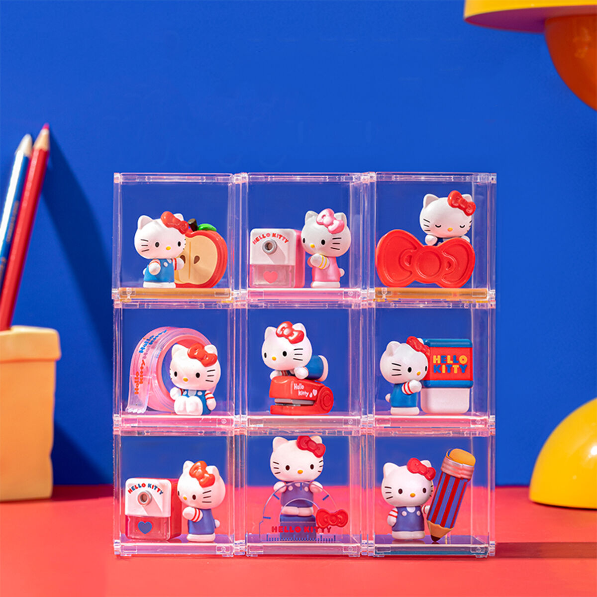 Фігурка-сюрприз POP TOP HELLO KITTY – КАНЦЕЛЯРСЬКІ ІСТОРІЇ (в ас.)