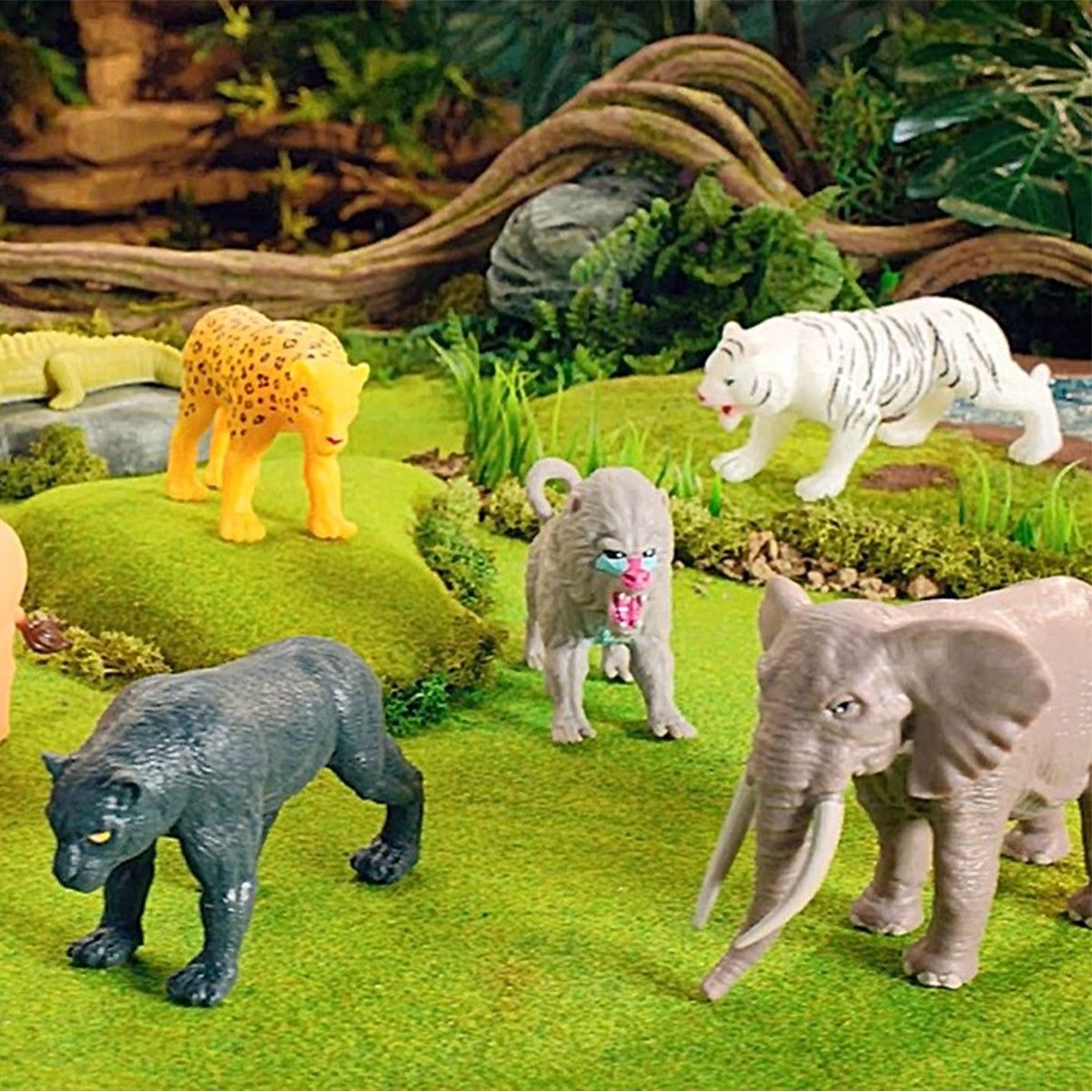 Стретч-іграшка у вигляді тварини серії "LEGEND OF ANIMALS МАКСІ" – ХИЖАКИ ДЖУНГЛІВ (у диспл.)