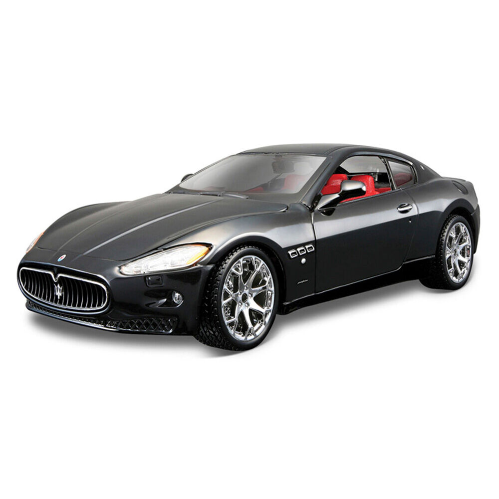 Автомодель Bburago Maserati Grantourismo 2008 1:24 (18-22107)