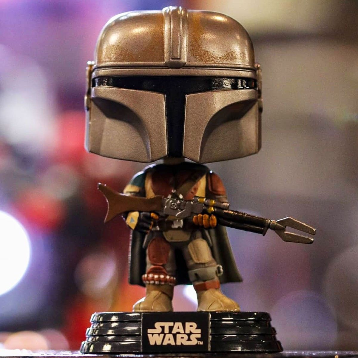 Ігрова фігурка FUNKO POP! серії "Мандалорець" - МАНДАЛОРЕЦЬ