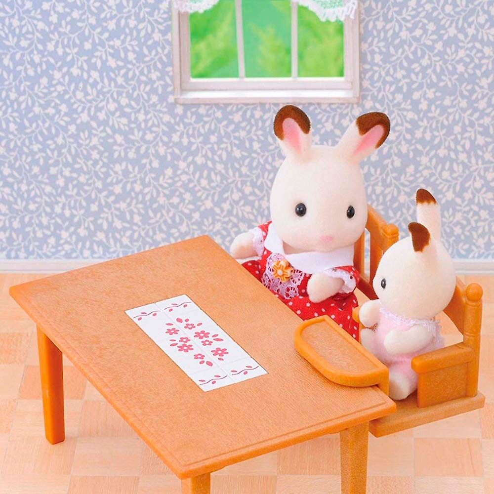 Ігровий набір Обідній стіл і стільці Sylvanian Families (4506)