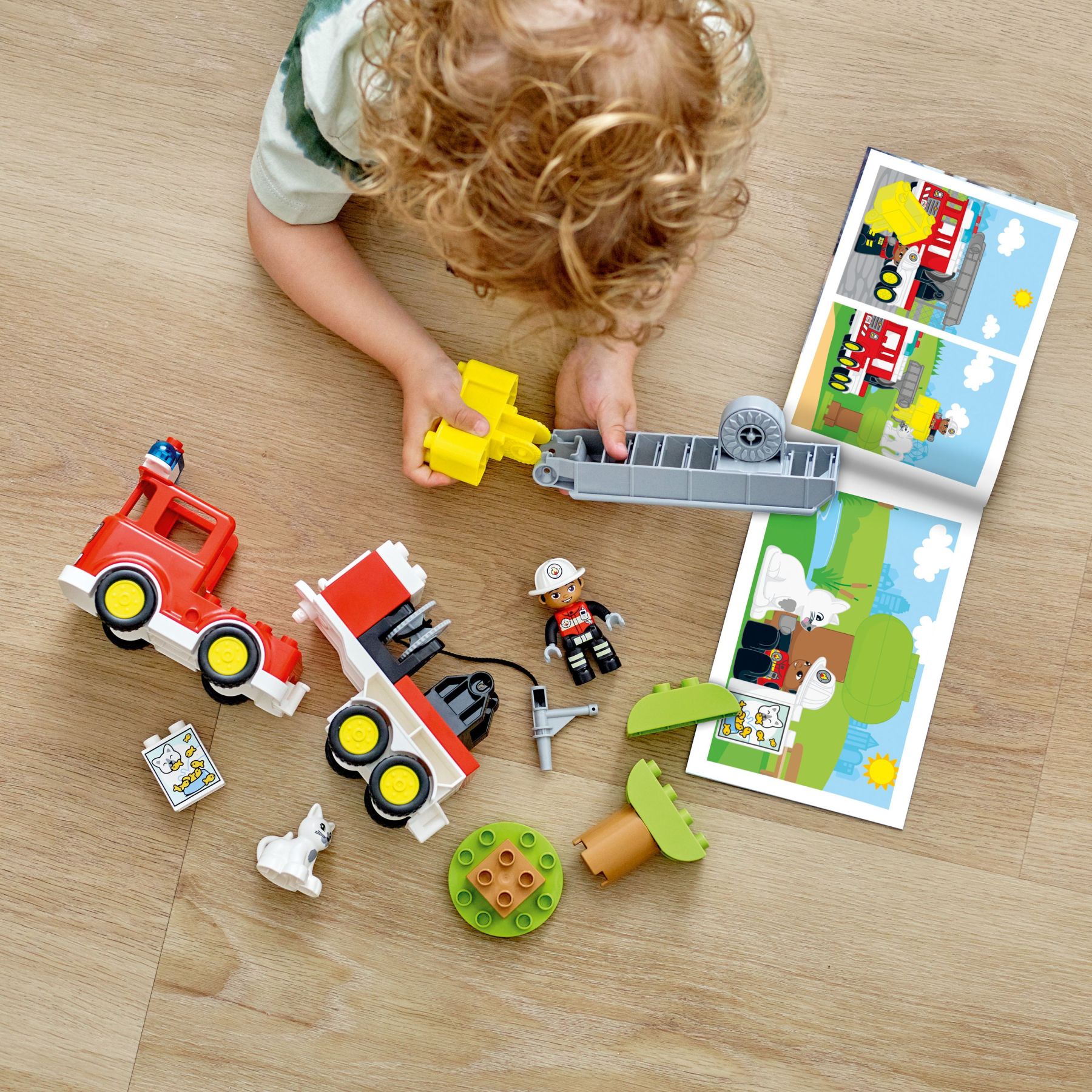 Конструктор LEGO DUPLO Реск′ю Пожежна машина (10969)