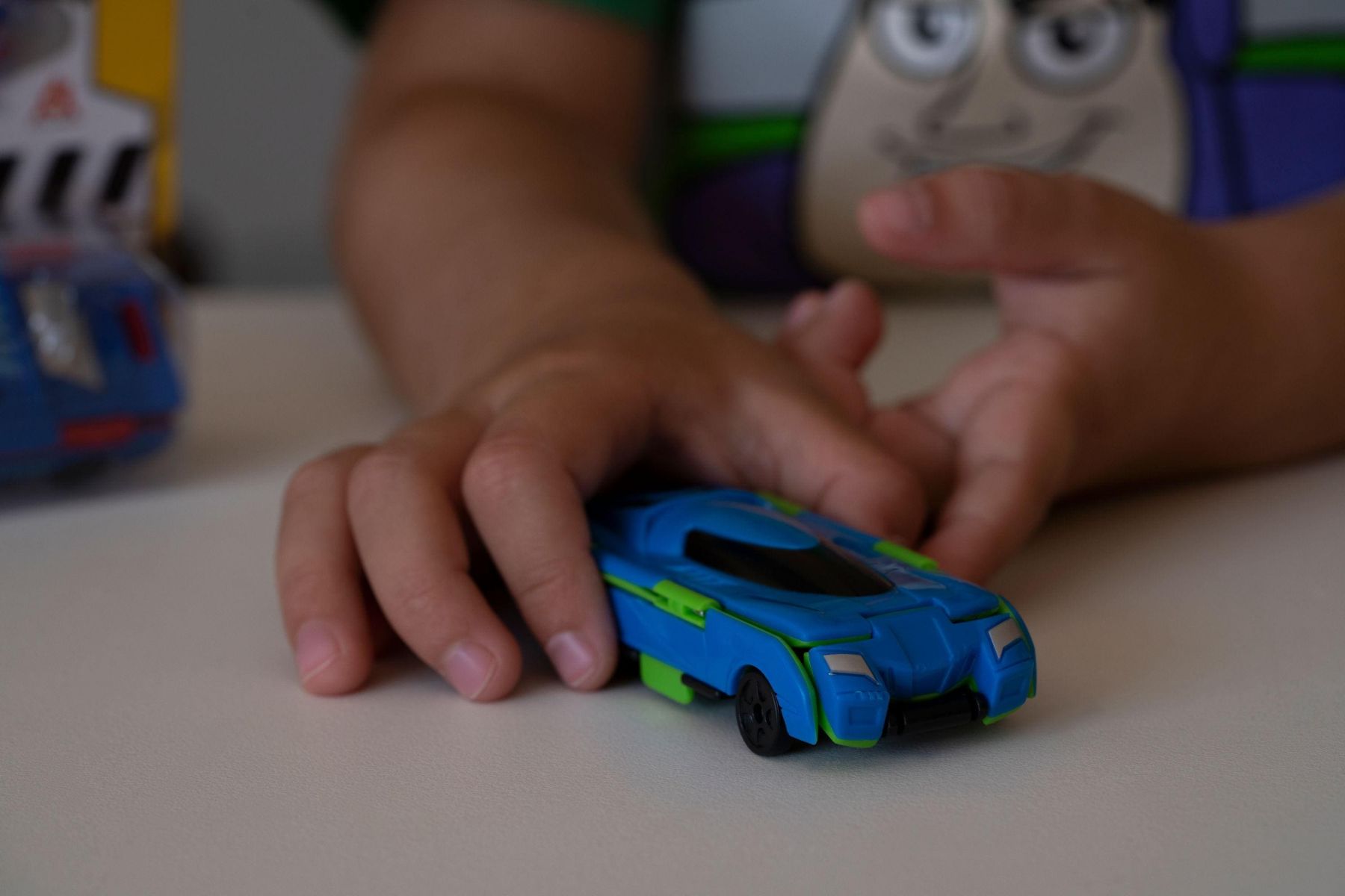 Машинка-трансформер Flip Cars Спорткар уламок і Спорткар трансформер 2 в 1 (EU463875B-05)