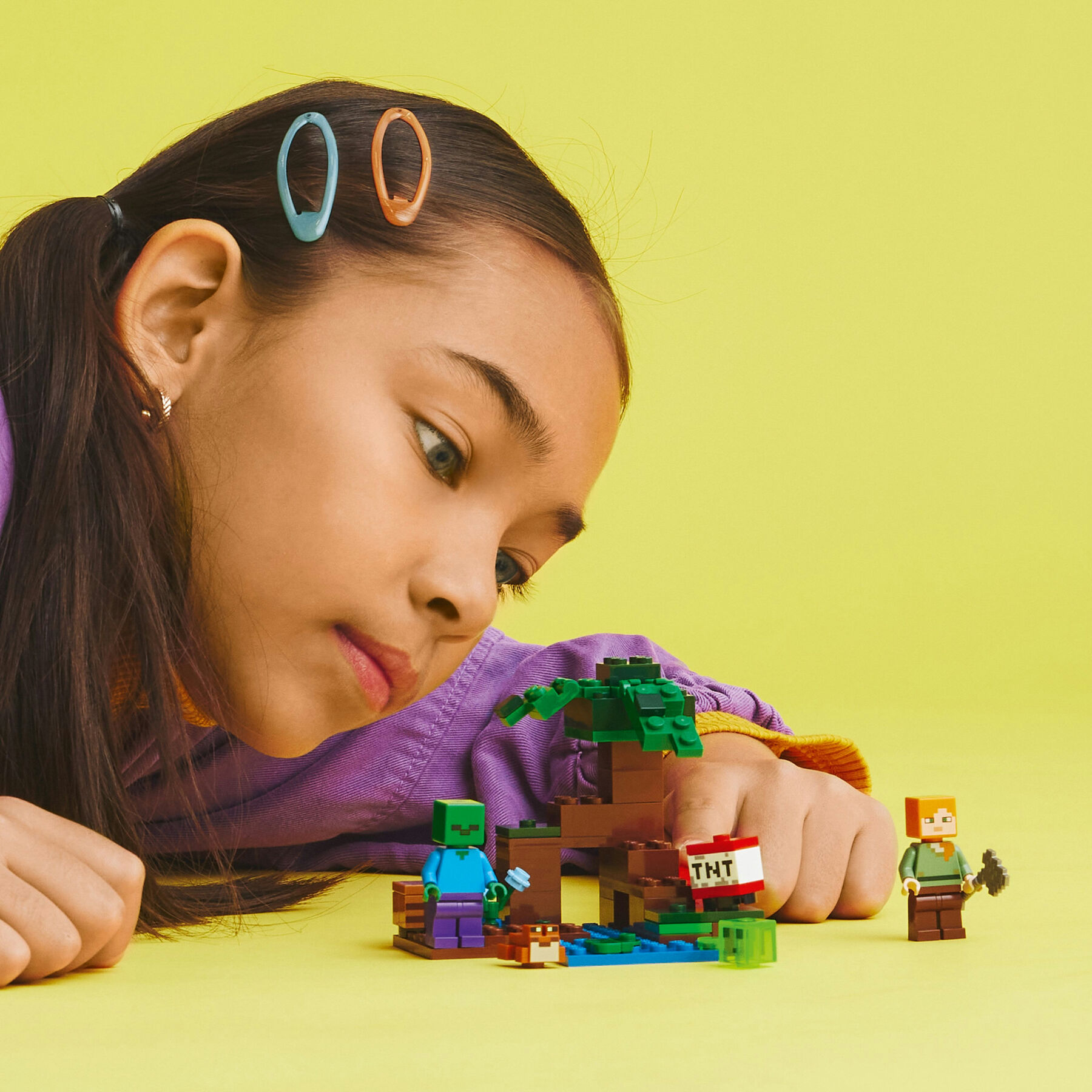 Конструктор LEGO Minecraft Пригоди на болоті (21240)
