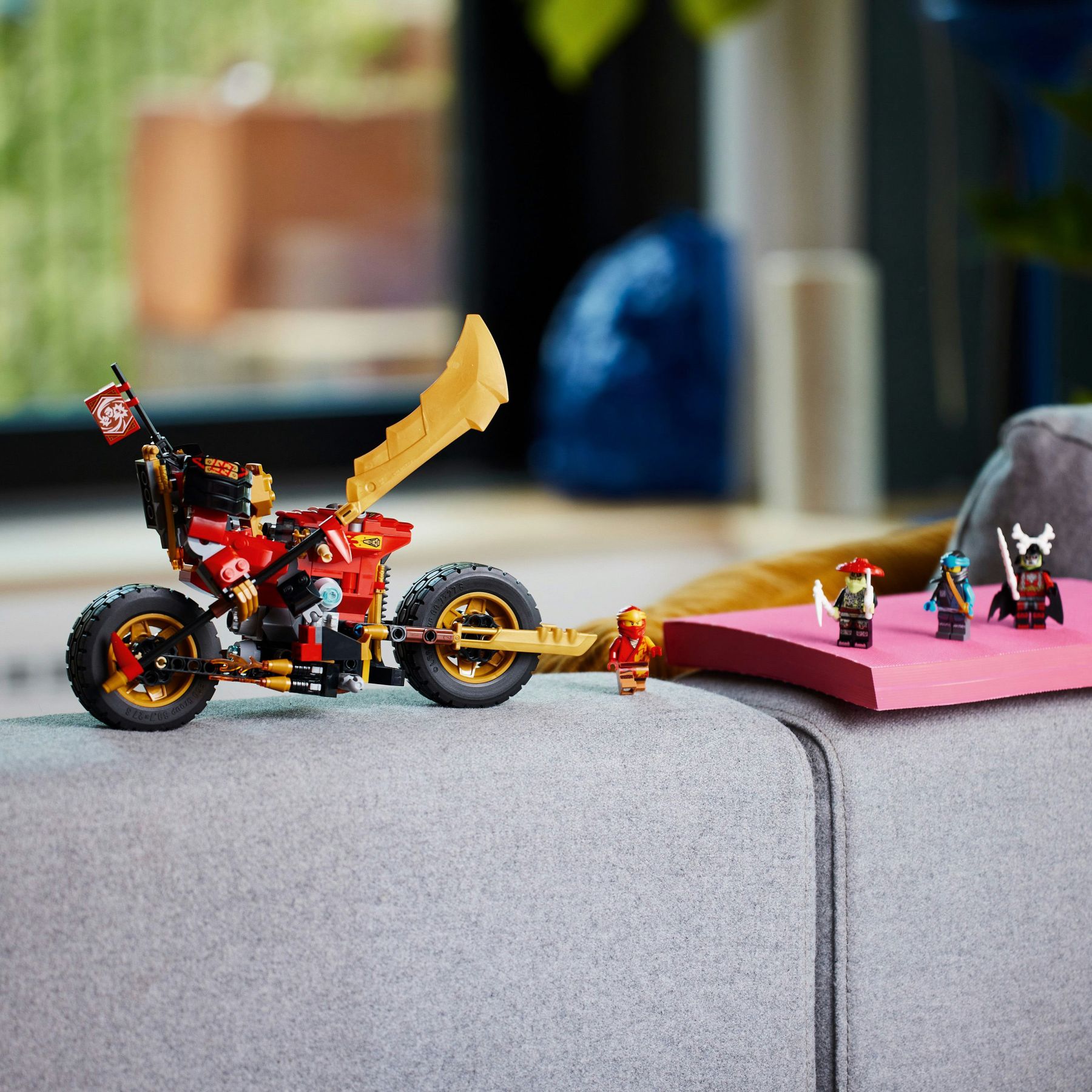 Конструктор LEGO NINJAGO Робот-вершник Кая EVO (71783)