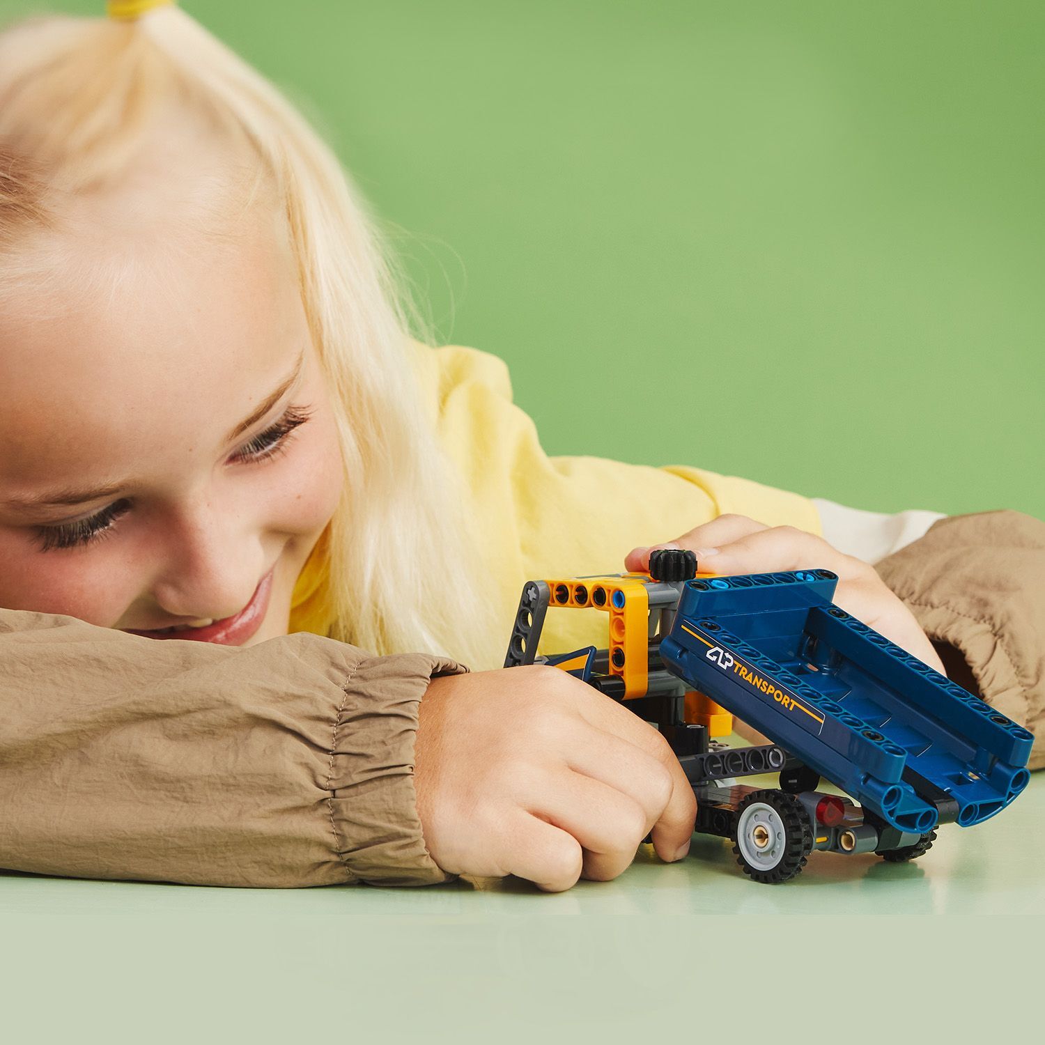 Конструктор LEGO Technic Самоскид (42147)