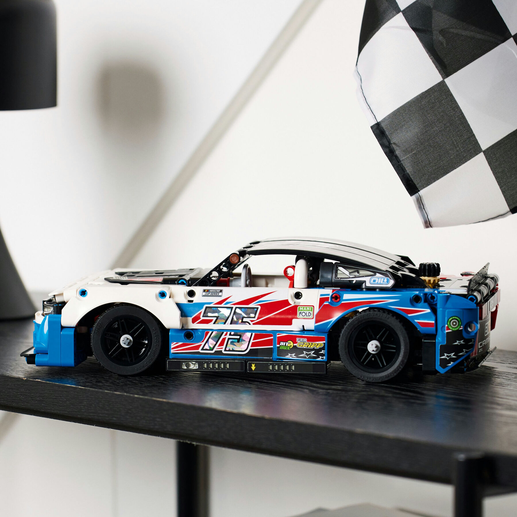 Конструктор LEGO Technic NASCAR® Next Gen Chevrolet Camaro ZL1 (42153)