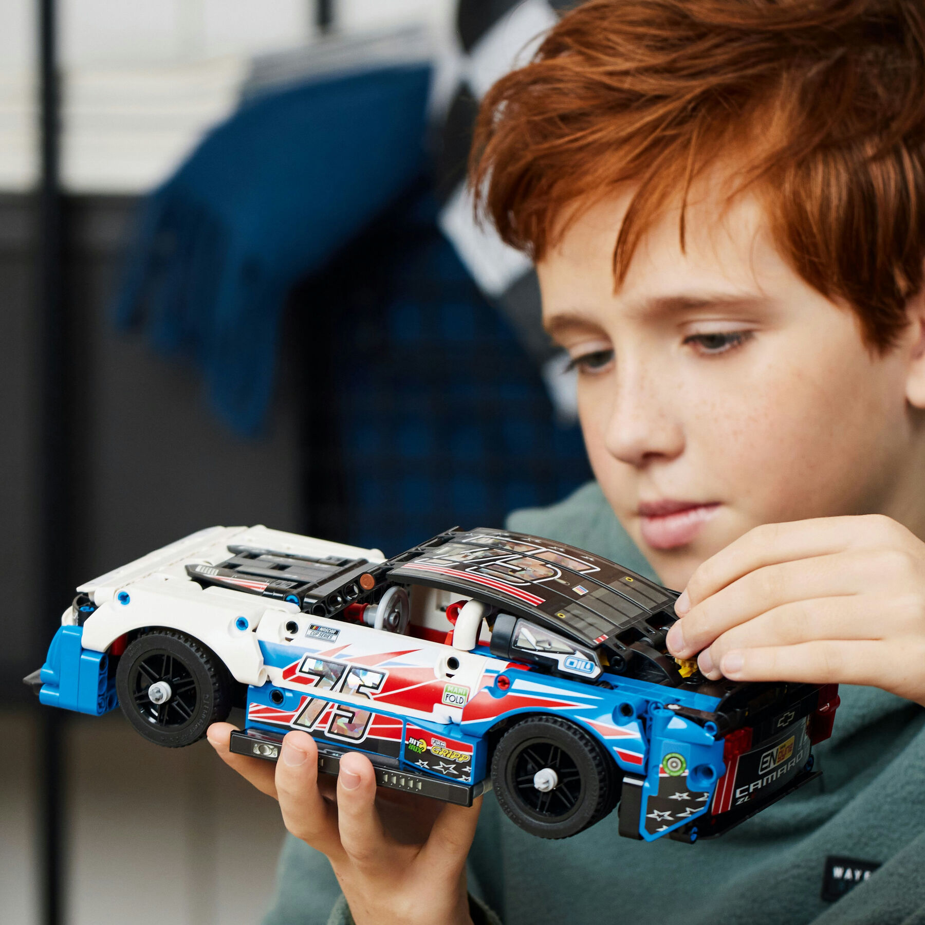 Конструктор LEGO Technic NASCAR® Next Gen Chevrolet Camaro ZL1 (42153)