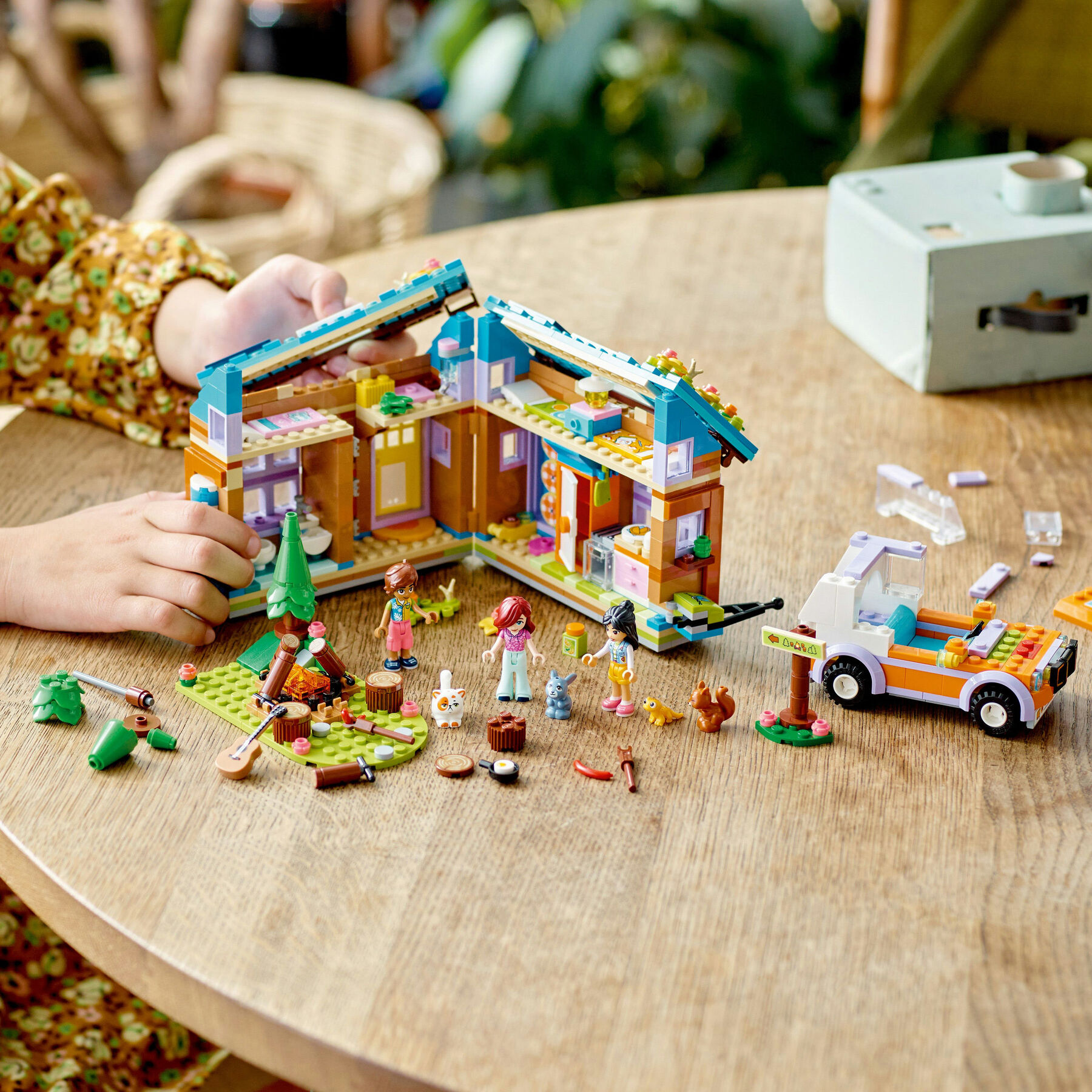 Конструктор LEGO Friends Крихітний мобільний будиночок (41735)