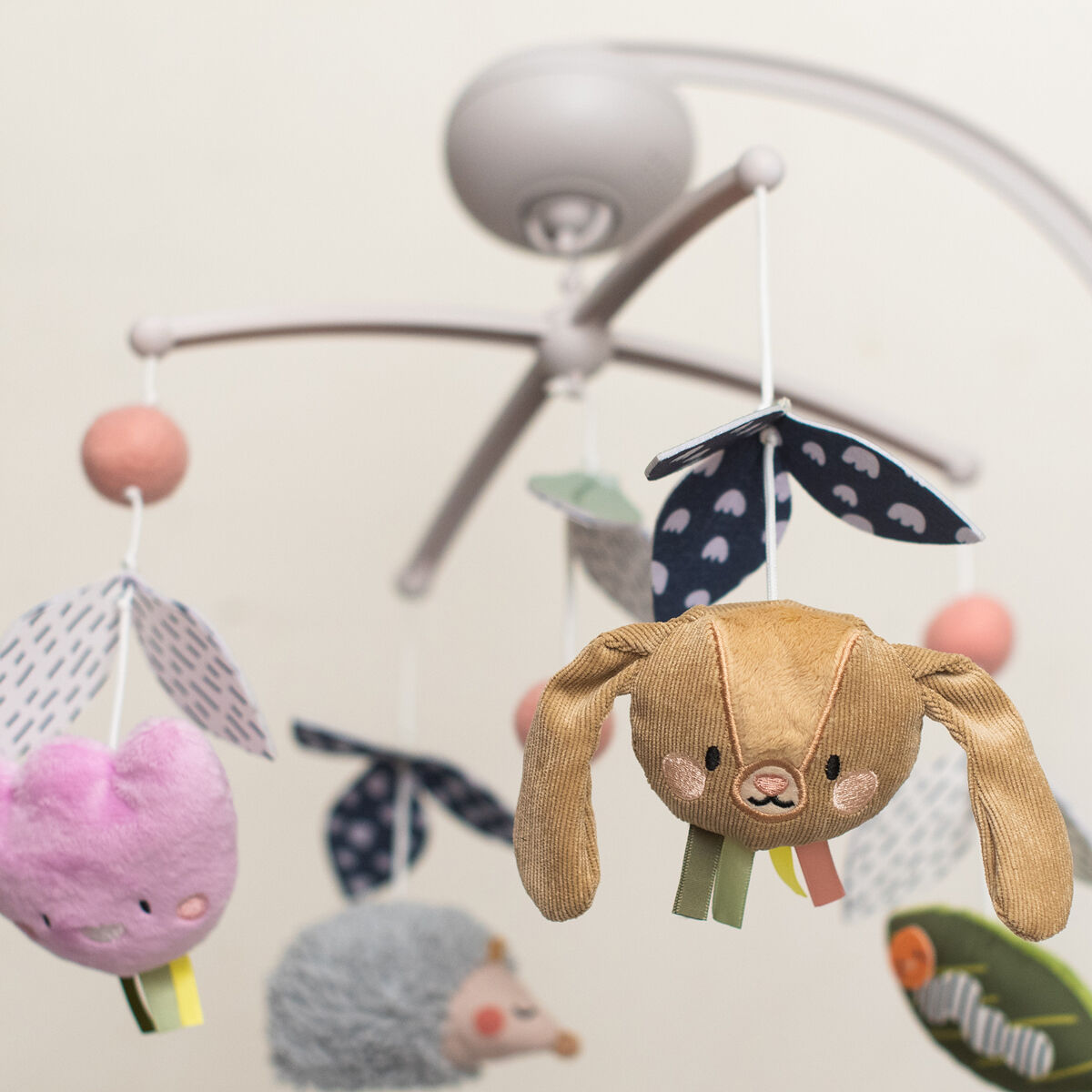 Музичний мобіль Taf Toys Садочок у місті Природа (13055)