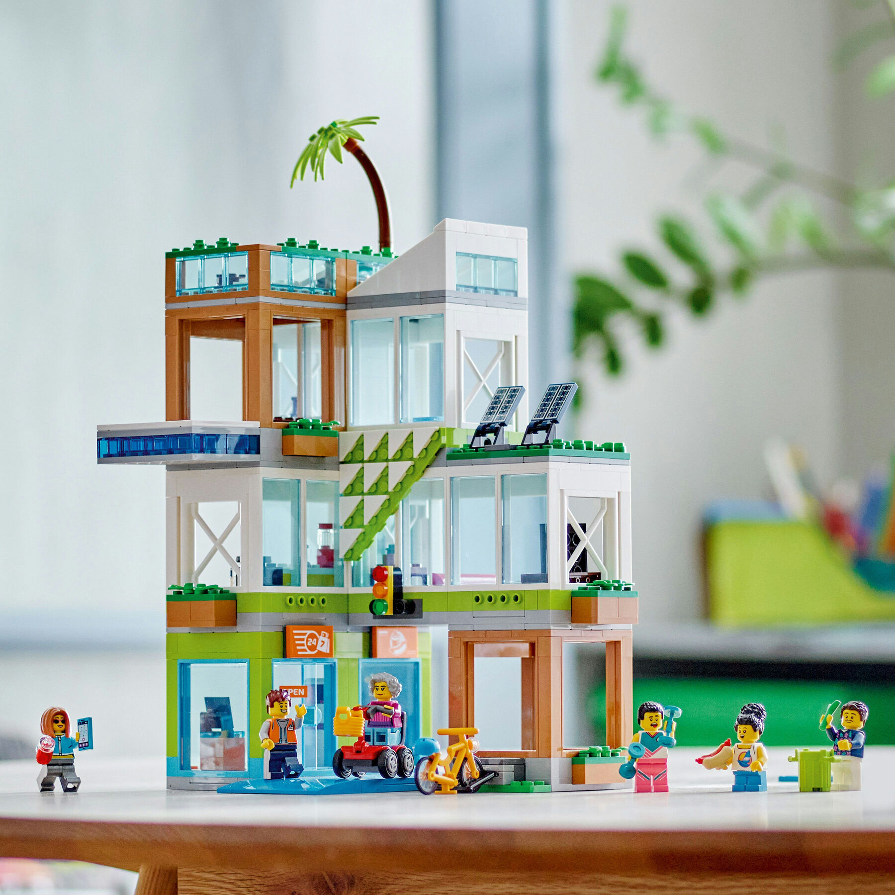Конструктор LEGO City Багатоквартирний будинок (60365)