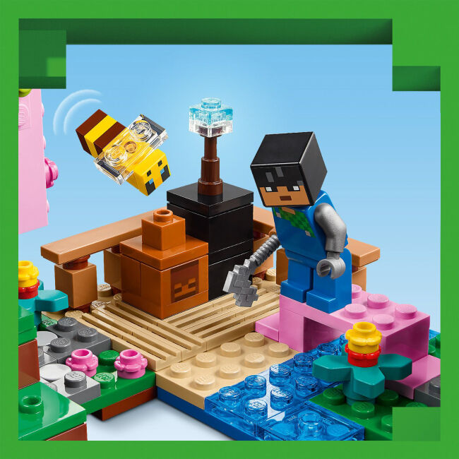 Конструктор LEGO Minecraft Квітучий вишневий сад (21260)