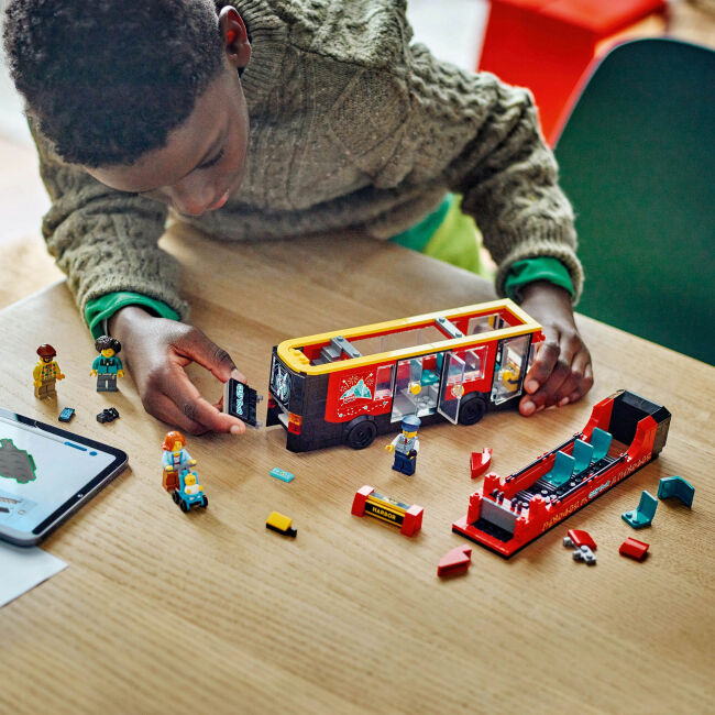 Конструктор LEGO City Червоний двоповерховий екскурсійний автобус (60407)