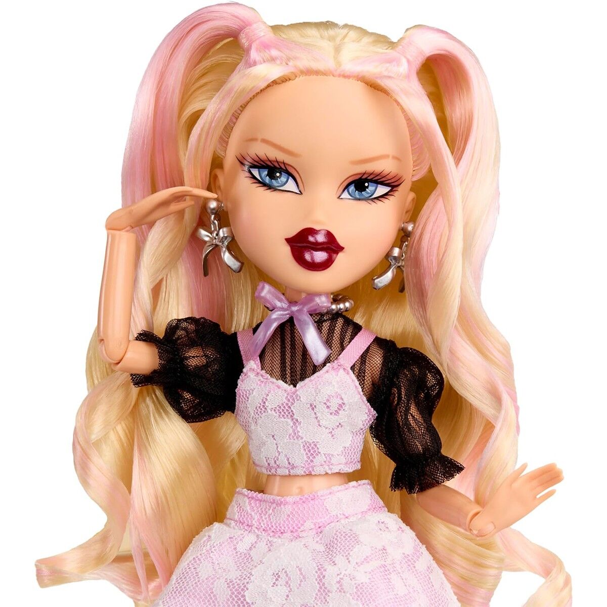 Ігровий набір з лялькою BRATZ серії "Stylin' Birthday" — ХЛОЯ (з аксес.)