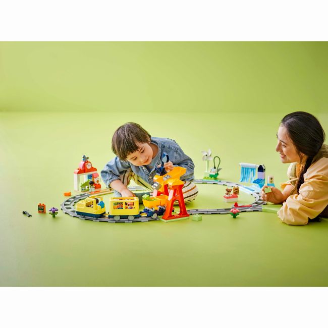 Конструктор LEGO DUPLO Town Великий інтерактивний громадський потяг (10428)