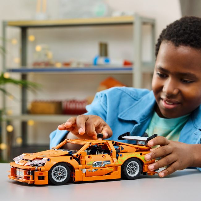 Конструктор LEGO Technic Fast and Furious Toyota Supra MK4 (42204)