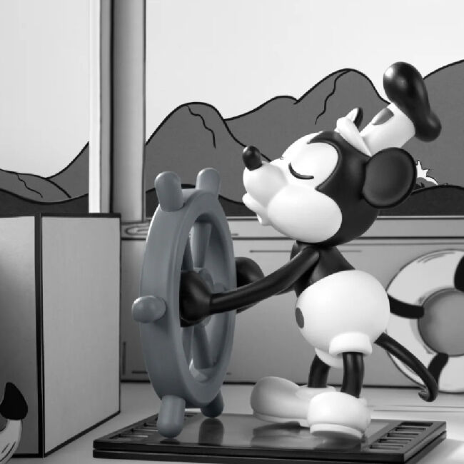 Колекційна фігурка-сюрприз Pop Mart Disney Steamboat Willie (DSW-01)