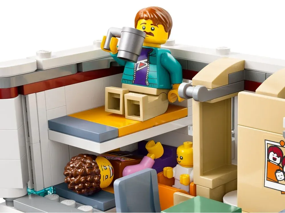 Конструктор LEGO City Пригодницький будинок на колесах для відпустки (60454)