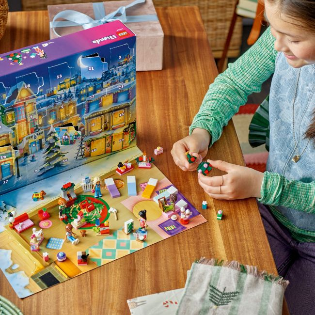 Конструктор LEGO Friends Адвент календар 2025 (42668)