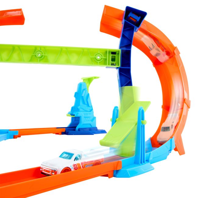 Ігровий набір Hot Wheels Stunt tracks Чемпіон неймовірних стрибків (JFH36)