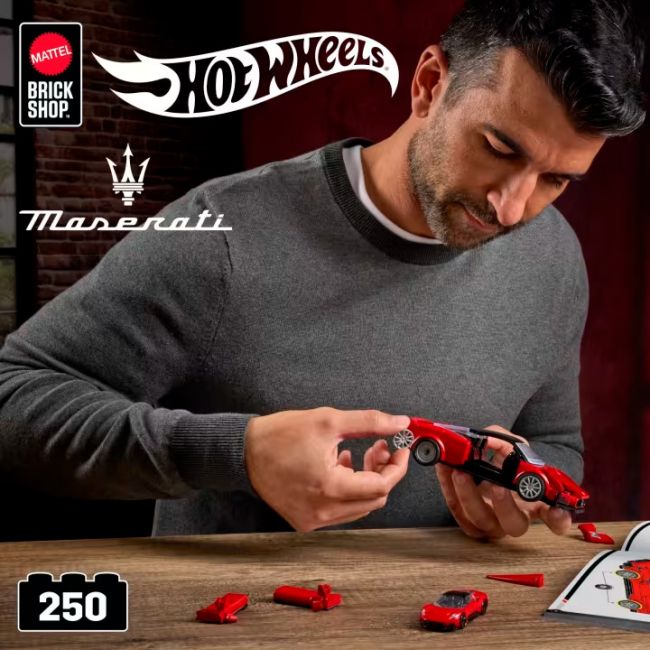 Конструктор Hot Wheels Brick Shop Speed Maserati MC20 250 деталей (JFR90)