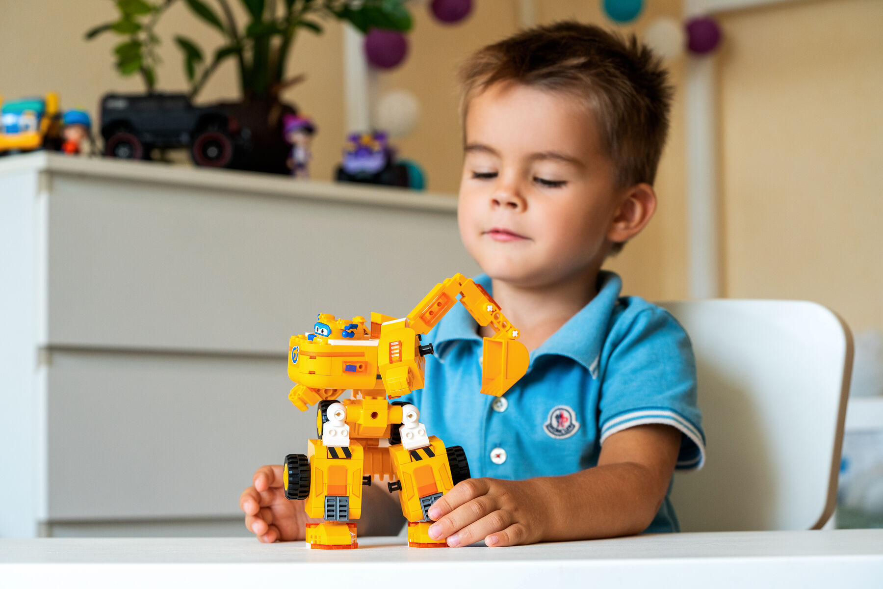 Конструктор-трансформер Small Blocks 2-in-1 Buildable Transforming Vehicle Donnie, Донні