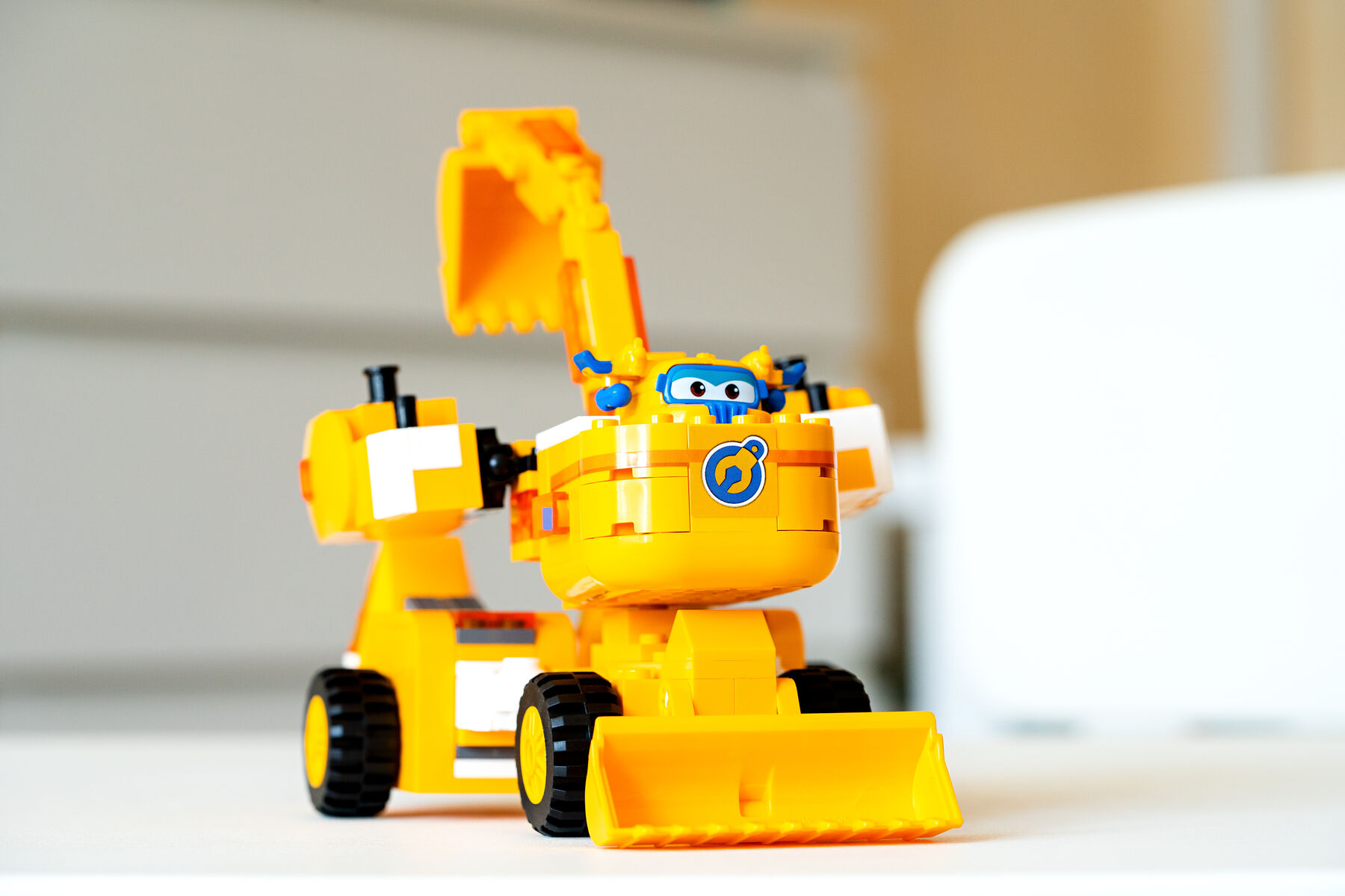 Конструктор-трансформер Small Blocks 2-in-1 Buildable Transforming Vehicle Donnie, Донні