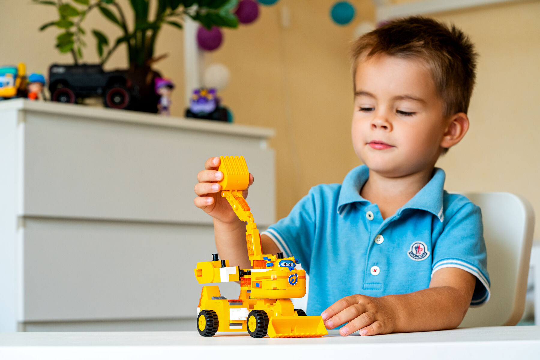 Конструктор-трансформер Small Blocks 2-in-1 Buildable Transforming Vehicle Donnie, Донні