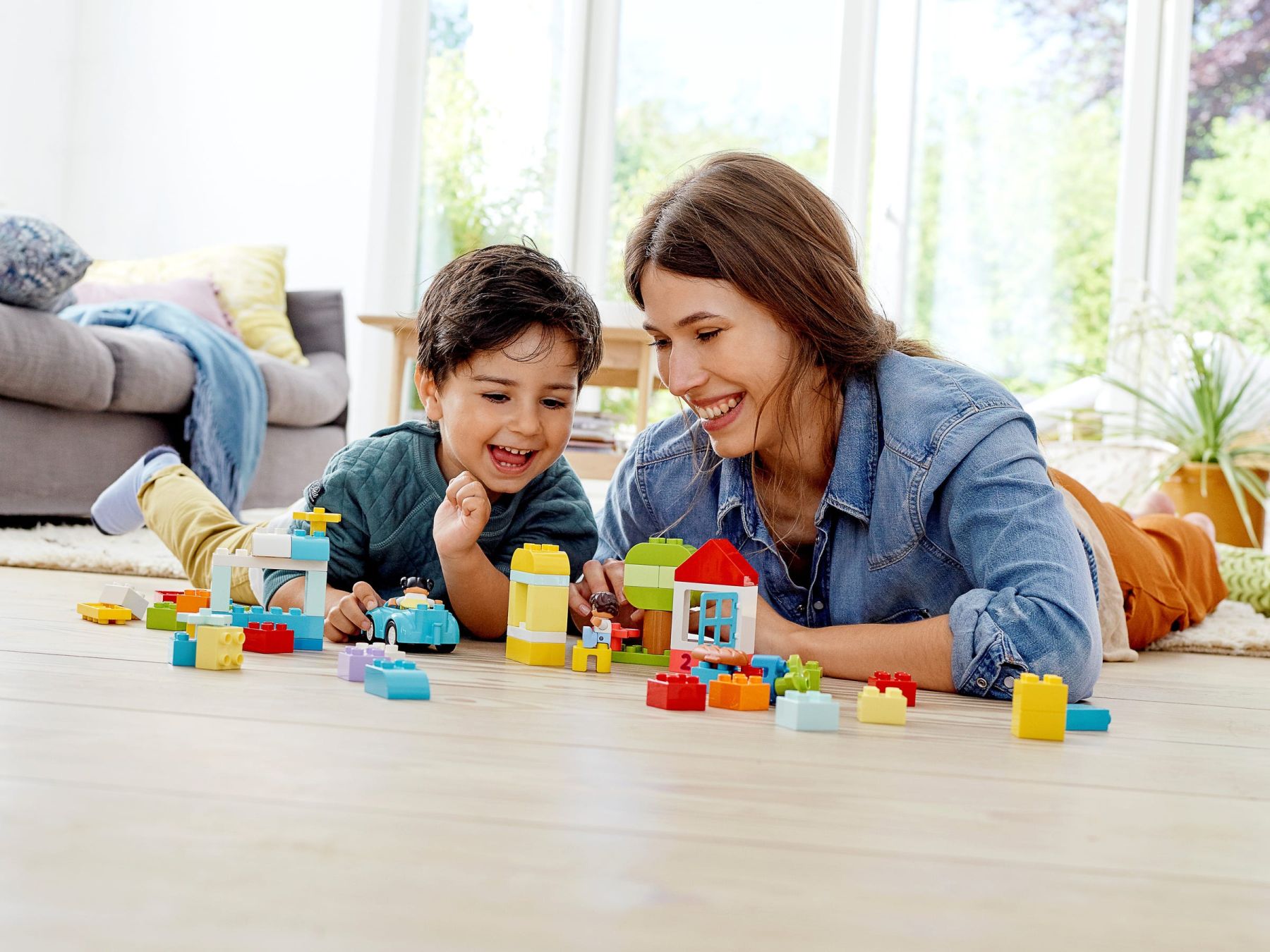 Конструктор LEGO DUPLO Classic Коробка з кубиками (10913)