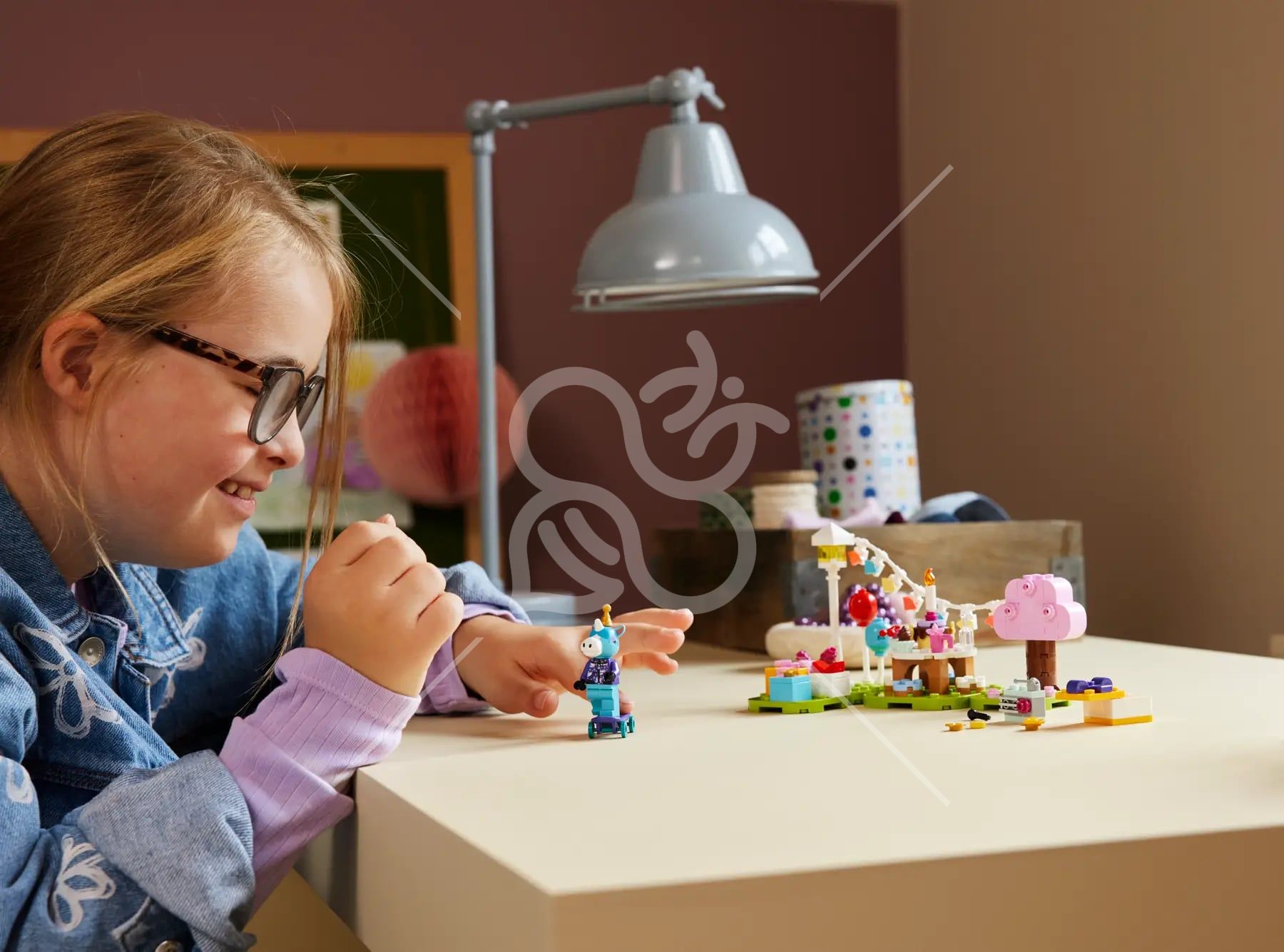Конструктор LEGO Animal Crossing Вечірка з нагоди дня народження Julian (77046)