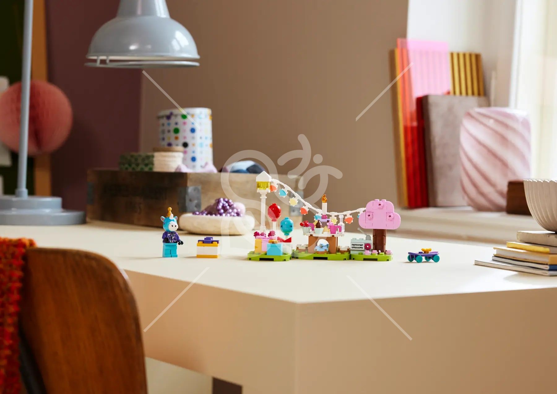Конструктор LEGO Animal Crossing Вечірка з нагоди дня народження Julian (77046)