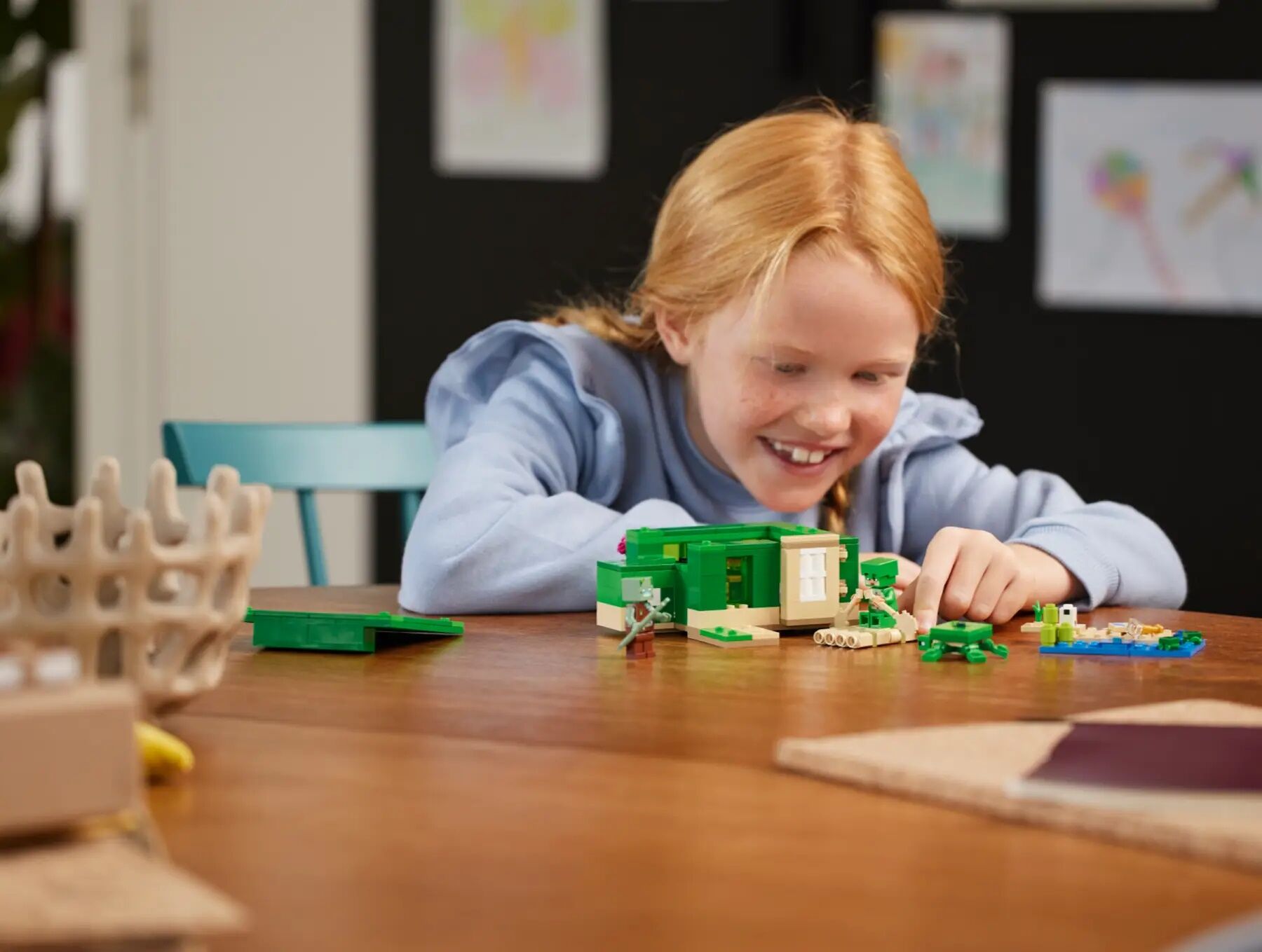 Конструктор LEGO Minecraft Пляжний будинок у формі черепахи (21254)