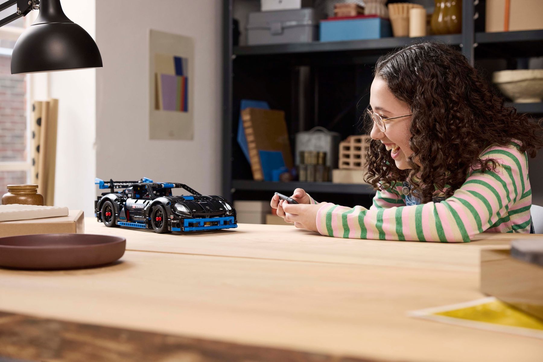 Конструктор LEGO Technic Автомобіль для перегонів Porsche GT4 e-Performance (42176)