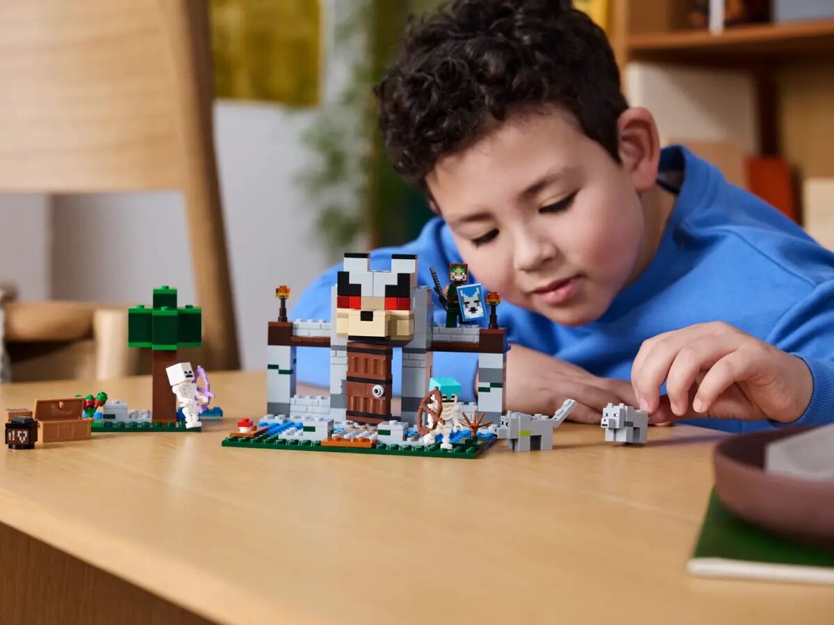 Конструктор LEGO Minecraft Вовк із Цитаделі (21261)