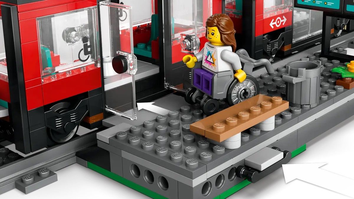 Конструктор LEGO City Трамвай і вокзал у центрі міста (60423)