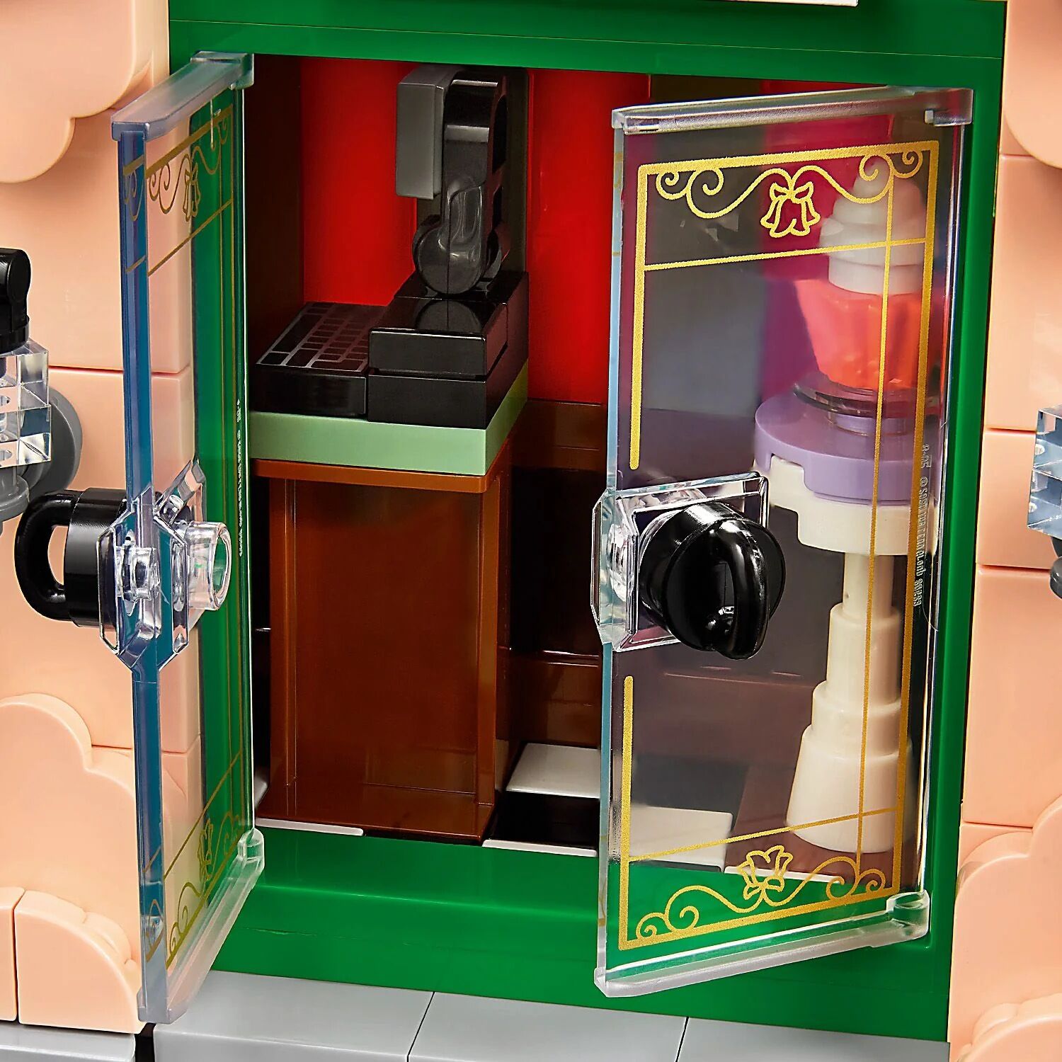 Конструктор LEGO Icons Французька кав'ярня (10362)