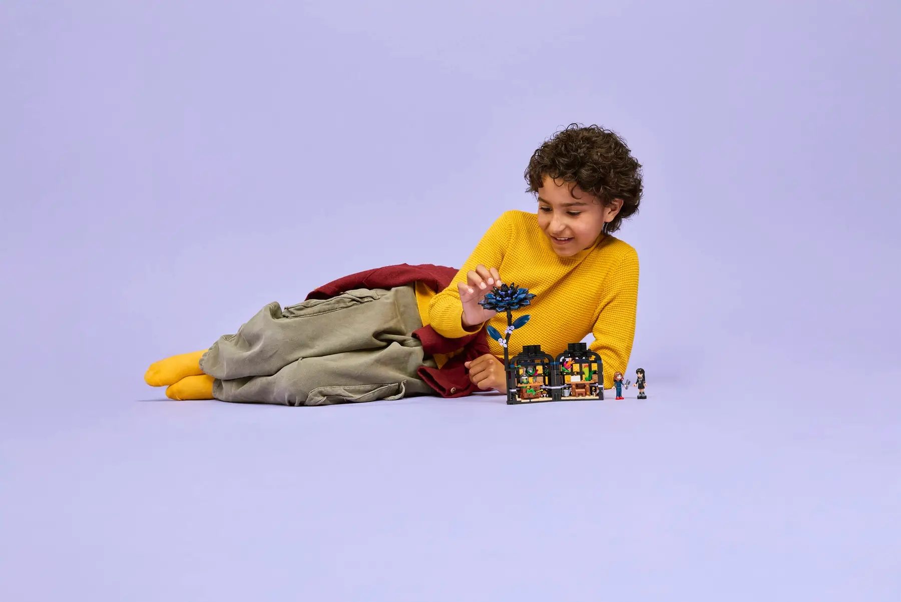 Конструктор LEGO Wednesday Квітка чорної жоржини (76784)