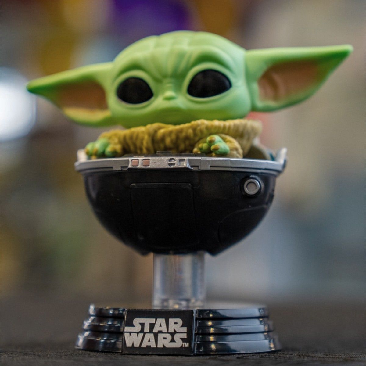 Ігрова фігурка FUNKO POP! серії "Мандалорець" - МАЛЮК ҐРОГУ У ВІЗОЧКУ