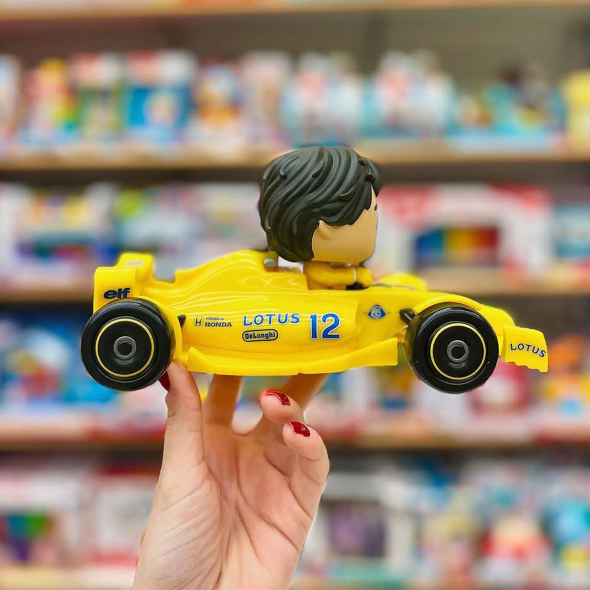 Ігрова фігурка FUNKO POP! серії "Формула-1" - АЙРТОН СЕННА У БОЛІДІ
